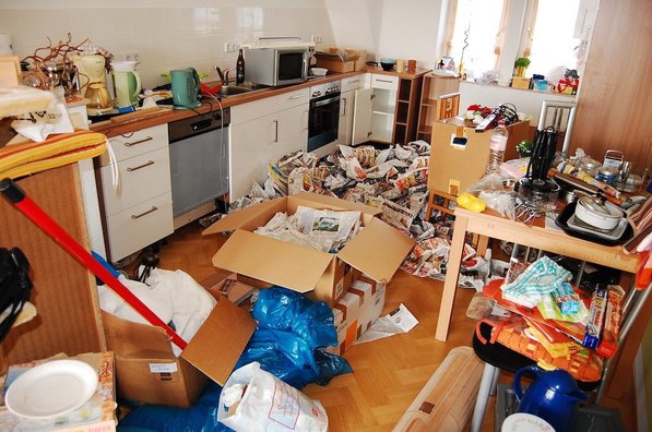 「家が汚い」レベルをチェック!家が汚い人の特徴と影響を解説