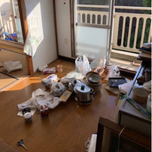 エレベーターがない場合でも手運びで対応いたしますの施工前