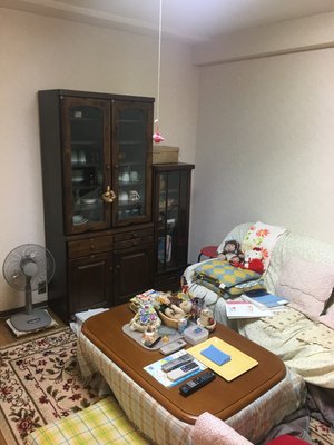 大きな食器棚やこたつなどの全撤去の施工前