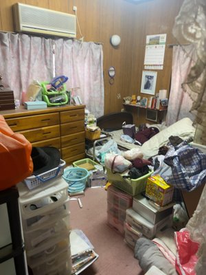 買取から貴重品や書類などを捜索までの施工前