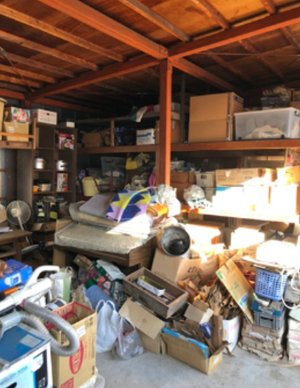 10年以上ゴミが溜まった不用品整理:2日間の施工前