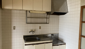 汚部屋片付け・キッチンハウスクリーニングの施工後