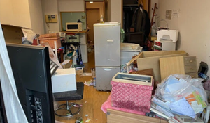 マンションの遺品整理(1DK)の施工前