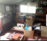 居間の遺品整理の施工前