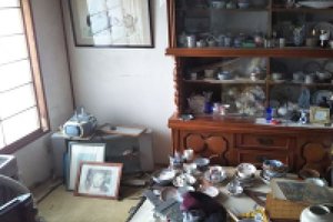 【3LDK】一戸建ての遺品整理と買取:180000円の施工前
