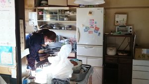 千葉の公営住宅:エレベーターなしの4階の施工前