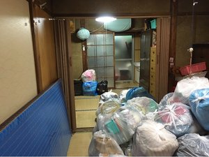 介護施設入居にともなう家財処分の施工前