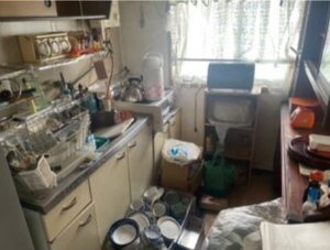 団地での遺品整理・不用品回収の施工前