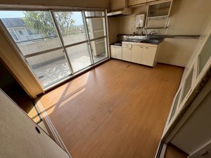 3LDK・ベランダ付き物件の片付けの施工後