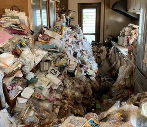 三重県三重郡での部屋片付け・不用品回収の施工前