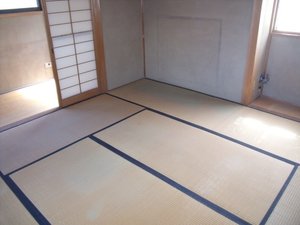 洋服好きの方の一軒家片付けの施工後