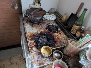 ガスコンロの清掃の施工前