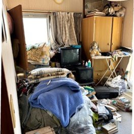4LDKの空き家片付けの施工前