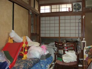 【3DK+3DK 二世帯住宅】 生前整理・850,000円の施工前