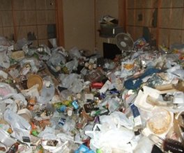 【4LDK】 遺品整理・1,300,000円 「しばらく空家となっていた多量現場」(さいたま市)の施工前