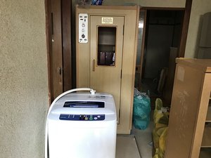 【2DK】遺品整理と家庭用サウナの解体の施工前