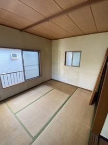 【2階建て一軒家】戸建てと小屋・物置の遺品整理と処分:トラック18台分の施工後