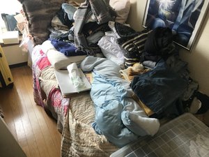 お母さまのご遺品の整理の施工前