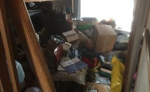 【4LDK】東大阪市でのゴミ屋敷清掃:115,000円の施工前