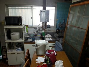 【2LDK】大阪市鶴見区でのゴミ屋敷清掃:77,000円の施工前