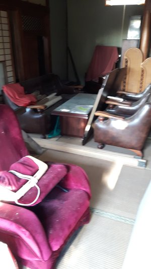 敷地内の母屋の整理事例の施工前