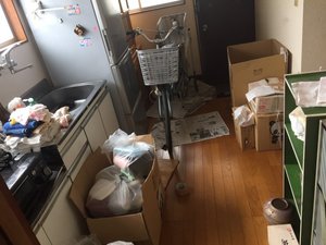 3DKアパートの遺品整理の施工前