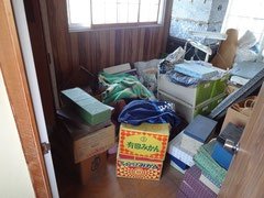 長年放置されていた遺品の整理の施工前