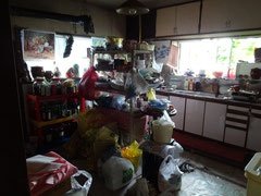 遺品整理に伴う家全体のお片付けの施工前