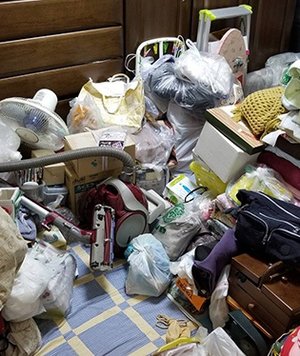 【3LDK】貴重品や写真などの丁寧な確認の施工前