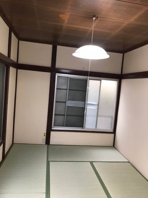 故人宅での家財撤去から消臭消毒までの施工後