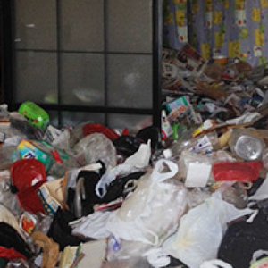 ゴミ屋敷と化していた現場:1DK【140,000円】の施工前