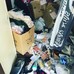 孤独死された現場の家財整理と消臭作業の施工前