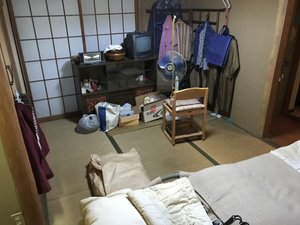【1R】未使用品などの寄付も行いましたの施工前