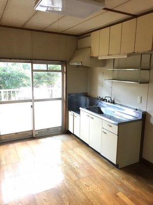 【2DK】ベランダも併せて整理しました【100,000円】の施工後