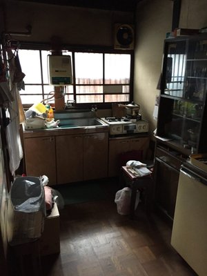 【3DK】建物の解体に伴う家財全撤去作業の施工前