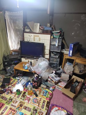 引っ越しに伴うお片付け作業の施工前