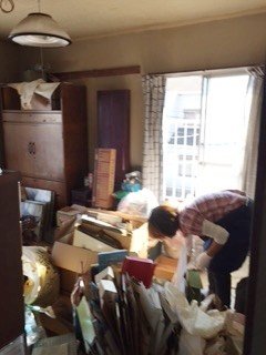 千葉市若葉区のマンションでの遺品整理の施工前