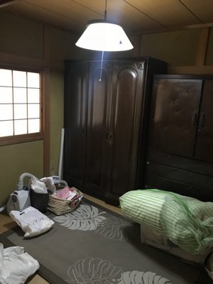 引越しに伴う空き家片付けの施工前