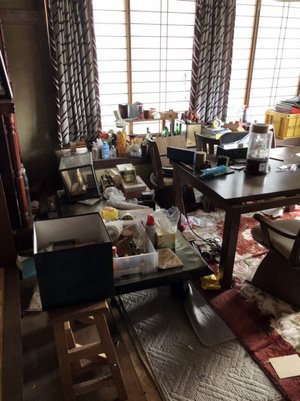 持家を不動産売却にともなう遺品整理の施工前