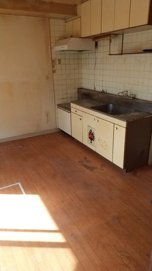 貴重品の整理も安心しておまかせくださいの施工前