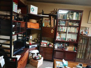 エレベーターのないマンションでの作業事例の施工前