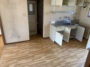 【3DK】踏み場がないほど散らかったお宅の不用品全撤去【395,000円】の施工後