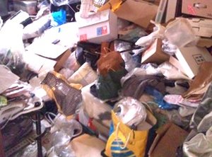 【一部屋】明日の踏み場がない状態からでもおまかせください(長崎県)の施工前