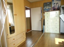 【一部屋】大きな棚の回収・お部屋清掃作業(長崎県)の施工前