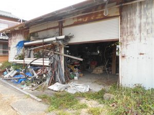 農業倉庫の整理の施工前