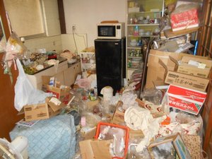 施設への入居に伴う家財整理の施工前