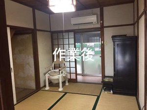たくさんの本が残ったお部屋での作業の施工後