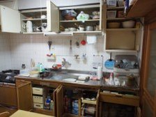 遺品整理:富山市柳町の施工前