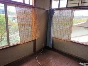 一軒家の二階からの家具の運び出しの施工後