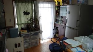 大雪の中でのお片付け作業の施工前